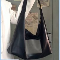 Women Single Shoulder Underarm Bag Large Capacity Practical and Durable Fashionable and Versatile Solid Color