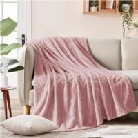 LENND Large Flannel Fleece Throw Blanket, 200 * 120cm Soft Jacquard Weave Leaves Pattern Blanket for Couch, Cozy, Warm, Lightweight and Decorative Dusty Pink Blanket