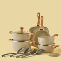 Noon East 15-Piece Aluminium Pots And Pans Non-Stick Surface Wood Finish Handles Tempered Glass Lids PFOA Free Cookware Set Includes 1x FryPan (24X4.7 cm), 1x GrillPan (28x28 cm), 1x Saucepan (20X8.5 cm), 1x Casserole With Lid (20x8.5 cm), 1x Casserole With Lid (24x10.5 cm), 1x Casserole With Lid (26x12.5 cm), 4x Nylon Kitchen Tools (Ladle, Skimmer, Spaghetti Ladle, Slotted Turner), 2x Silicon Heat Resistant Mats Beige