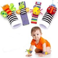 EACHXOTHER 4-Piece Foot Finder Socks And Wrist Rattle