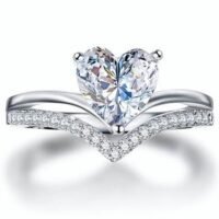 Crystal Heart Zircon Ring Fashion Cubic Shining Diamond Gift for Birthday Engaged Bridal Wedding Women Ladies Wife Girlfriend Silver